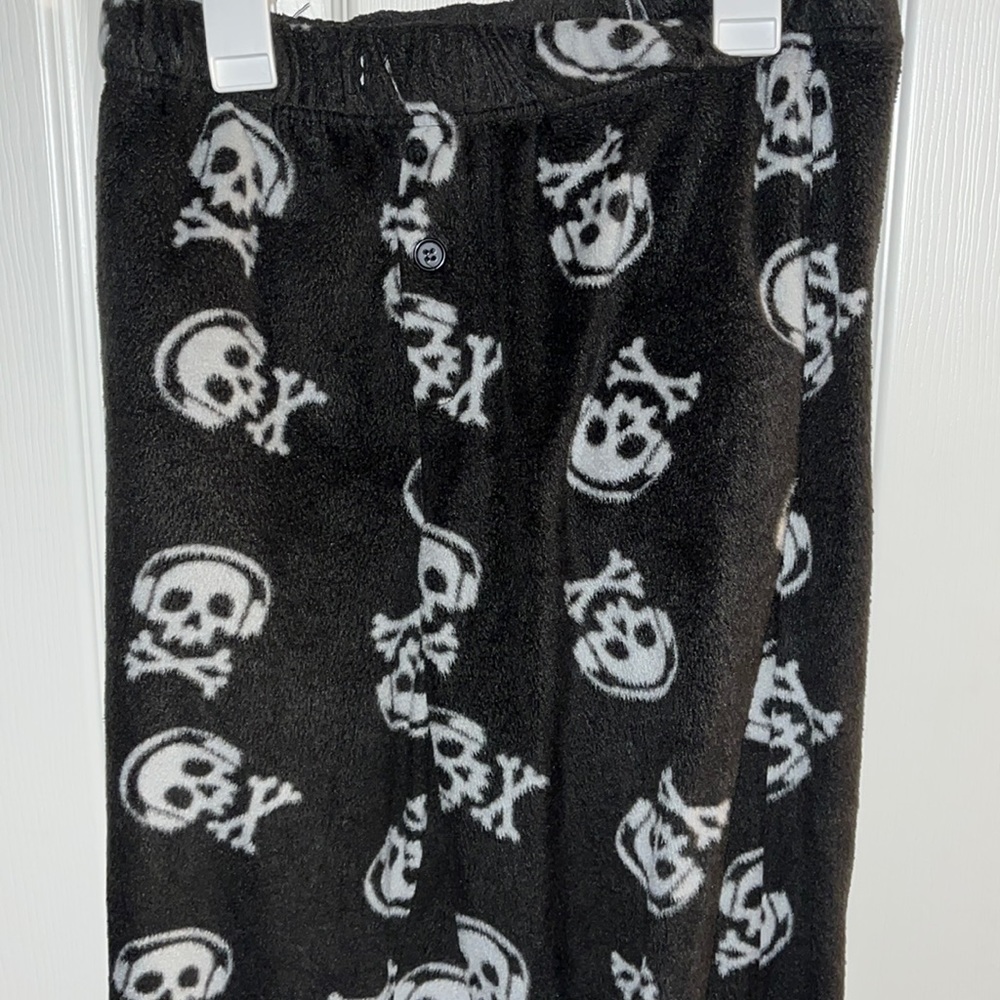 Cozy Skull w Headphones Women's Medium Sweatpants